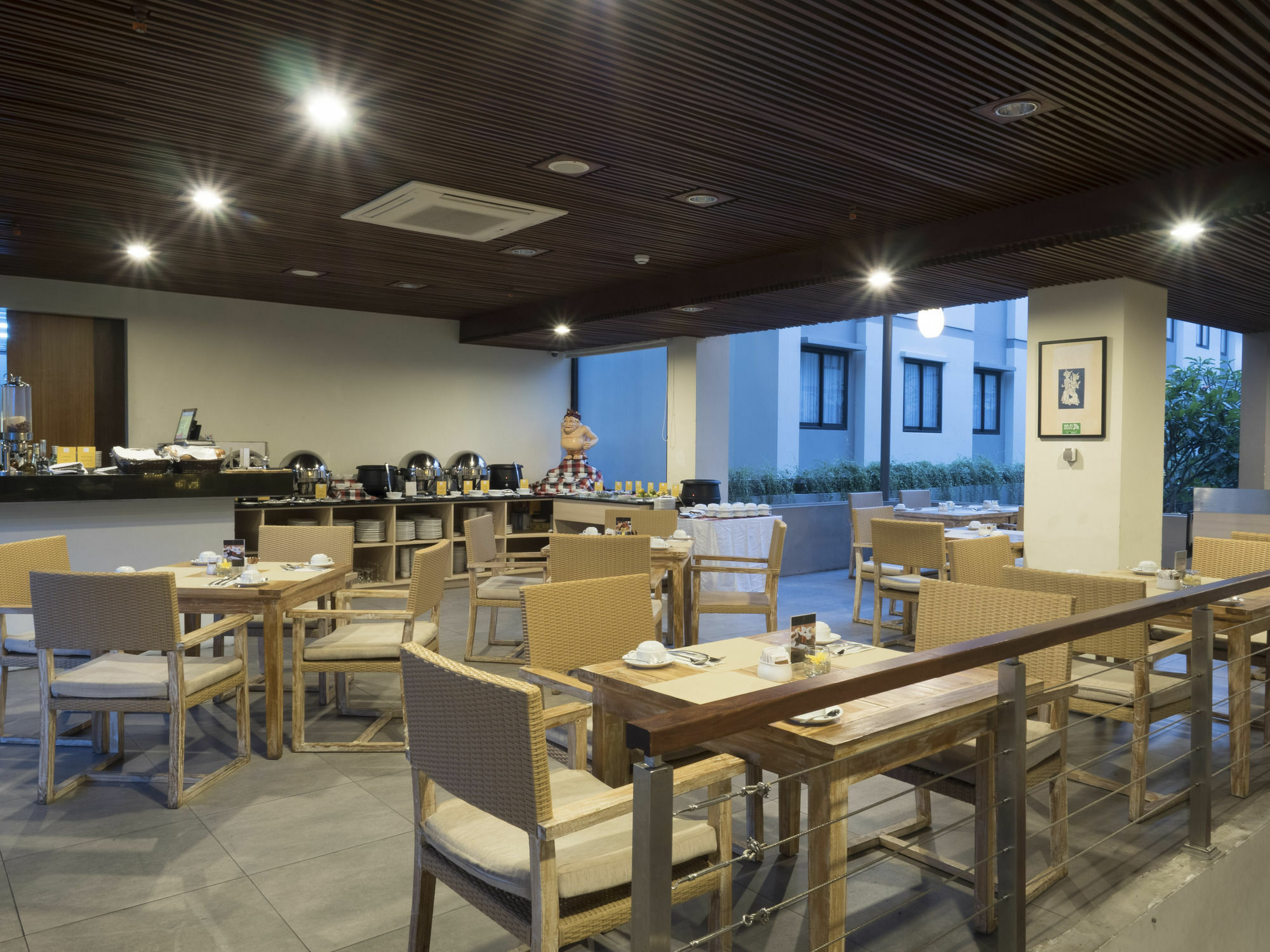 Savvoya Hotel Seminyak Exterior photo